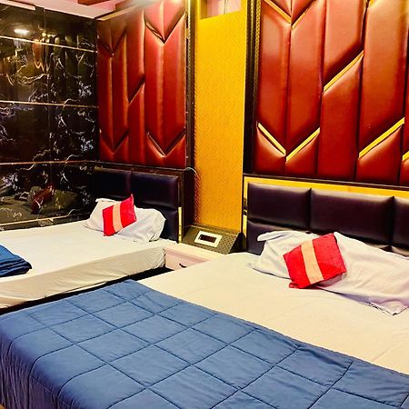 Hotel Mark อุจเจน ภายนอก รูปภาพ